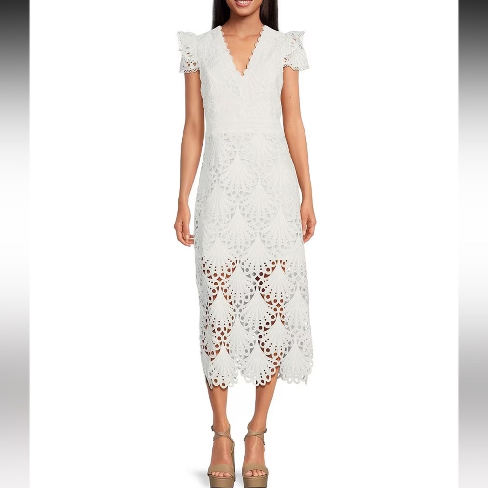 Adelyn Rae Embroidered V-Neck Cap Sleeve Midi Dress M